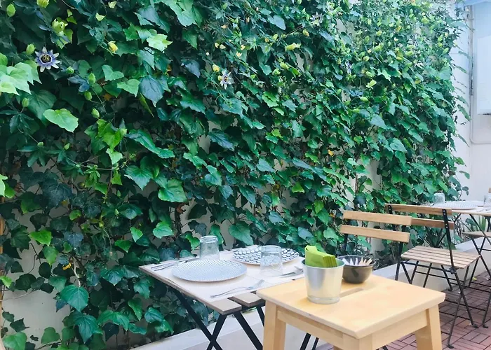 Isola Bed and Breakfast *